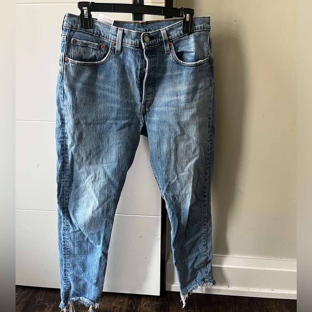 LEVI’s 501s